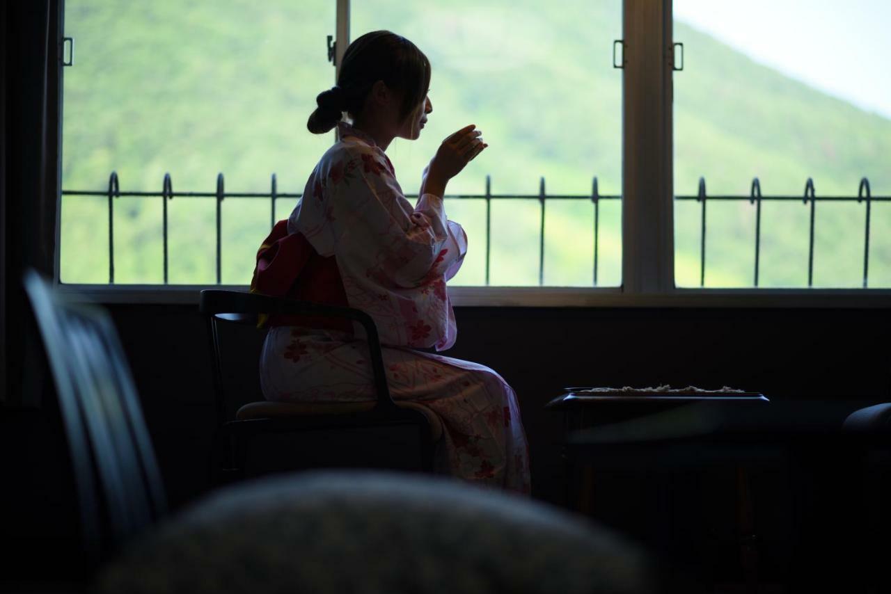 Отель Shouhakutei Azumaso Тендо Экстерьер фото